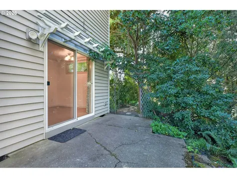 1335 SW Russ Lane Mcminnville OR 97128