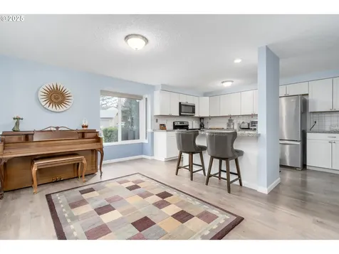 2290 Corinthian Court Eugene OR 97405