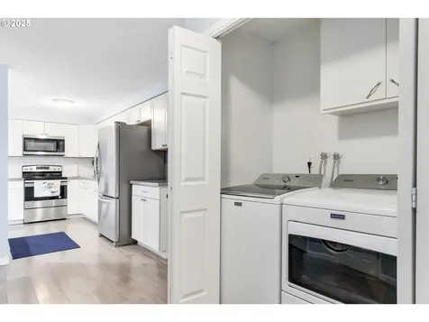 2290 Corinthian Court Eugene OR 97405