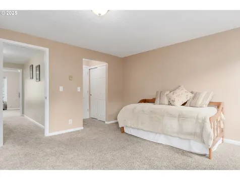 2290 Corinthian Court Eugene OR 97405