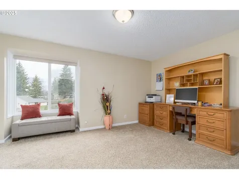 2290 Corinthian Court Eugene OR 97405
