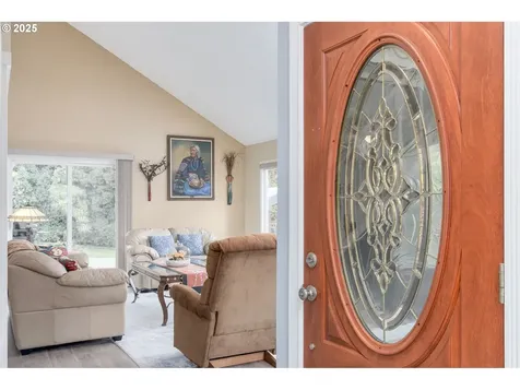 2290 Corinthian Court Eugene OR 97405
