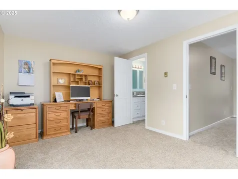 2290 Corinthian Court Eugene OR 97405