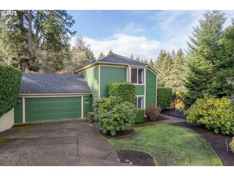 2290 Corinthian Court Eugene OR 97405