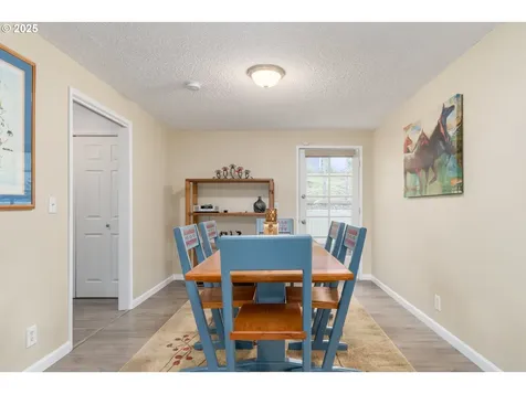2290 Corinthian Court Eugene OR 97405
