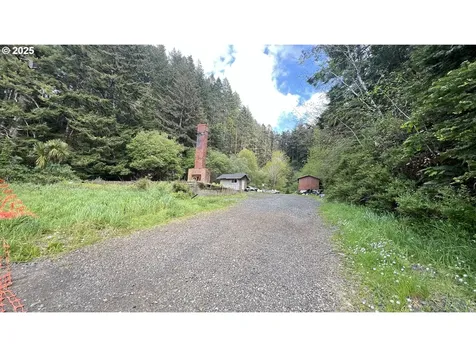 28515 Mateer Road Gold Beach OR 97444