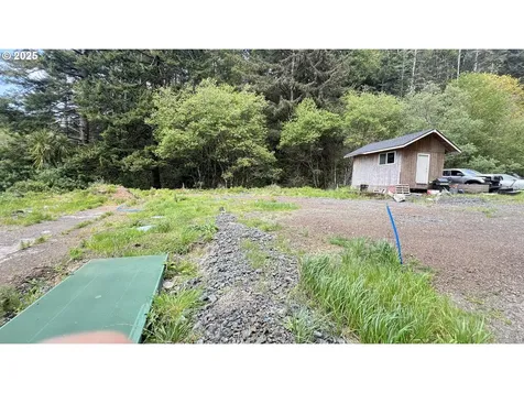 28515 Mateer Road Gold Beach OR 97444