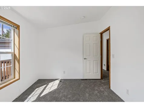 475 3rd Street Elkton OR 97436