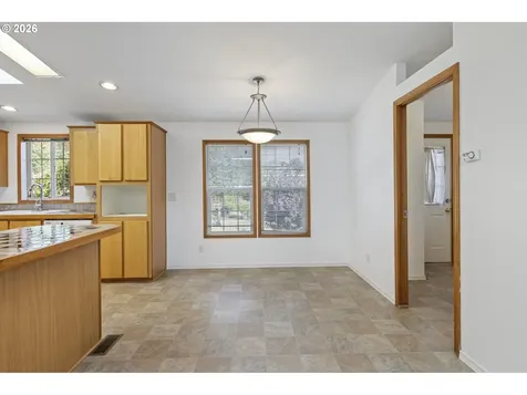 475 3rd Street Elkton OR 97436