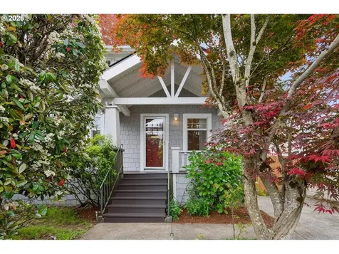 5624 NE Glisan Street Portland OR 97213