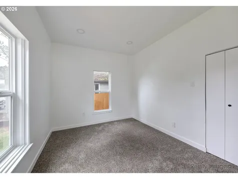 203 SE Roake Avenue Castle Rock WA 98611