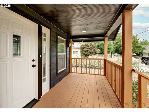 203 SE Roake Avenue Castle Rock WA 98611