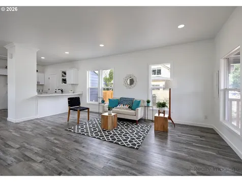 203 SE Roake Avenue Castle Rock WA 98611
