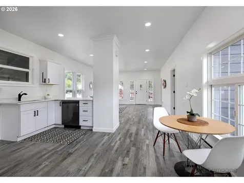 203 SE Roake Avenue Castle Rock WA 98611