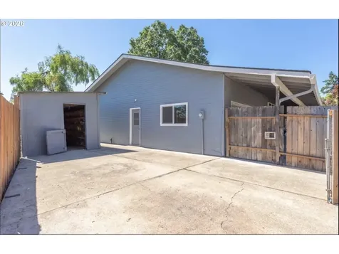 5050 SE Robin Court Milwaukie OR 97267