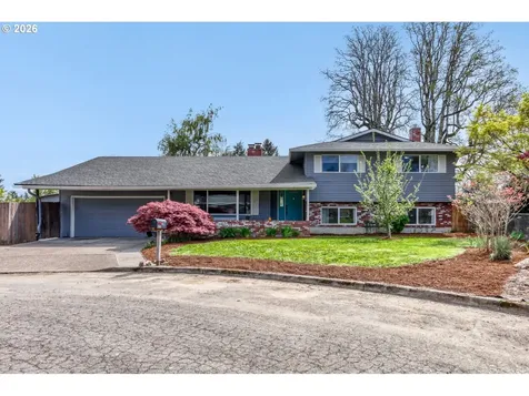 5050 SE Robin Court Milwaukie OR 97267