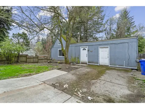 9355 SW Capitol Highway Portland OR 97219