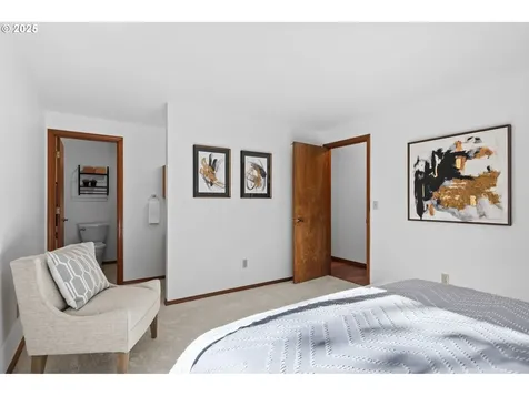 8708 SW 62nd Avenue Portland OR 97219
