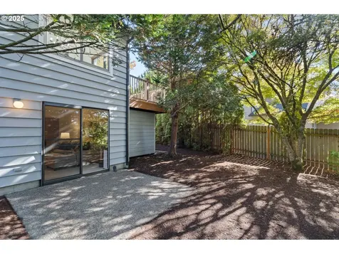 8708 SW 62nd Avenue Portland OR 97219