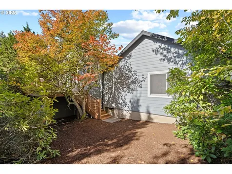 8708 SW 62nd Avenue Portland OR 97219