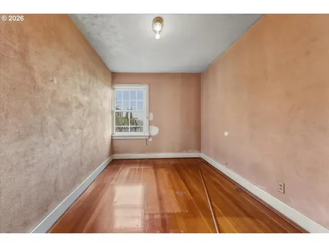 7202 S Corbett Avenue Portland OR 97219