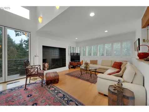 3780 Vine Maple Street Eugene OR 97405