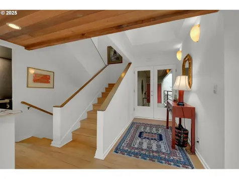 3780 Vine Maple Street Eugene OR 97405