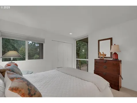 3780 Vine Maple Street Eugene OR 97405
