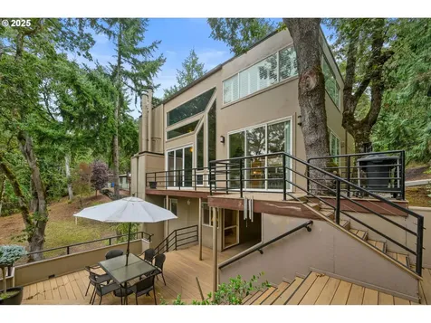 3780 Vine Maple Street Eugene OR 97405