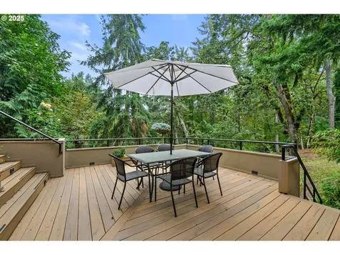 3780 Vine Maple Street Eugene OR 97405