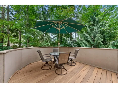 3780 Vine Maple Street Eugene OR 97405