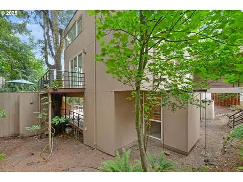 3780 Vine Maple Street Eugene OR 97405