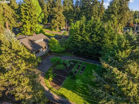 9400 SW 80th Avenue Portland OR 97223