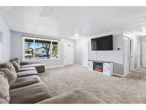 2323 48th Avenue Longview WA 98632