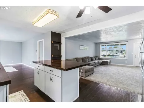 2323 48th Avenue Longview WA 98632