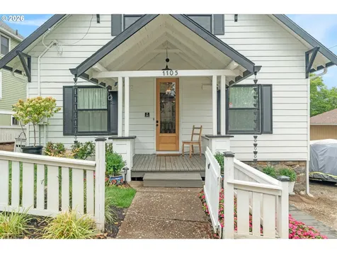 1105 Washington Street Oregon City OR 97045