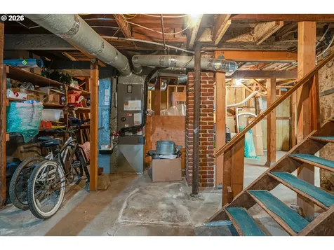 1105 Washington Street Oregon City OR 97045