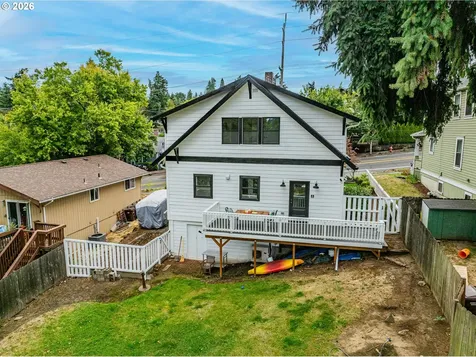 1105 Washington Street Oregon City OR 97045