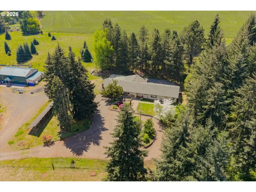 27800 Liberty Road Sweet Home OR 97386