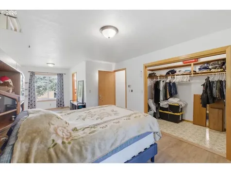 27800 Liberty Road Sweet Home OR 97386