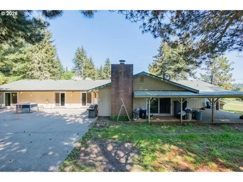 27800 Liberty Road Sweet Home OR 97386