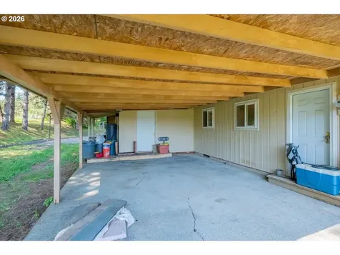 27800 Liberty Road Sweet Home OR 97386
