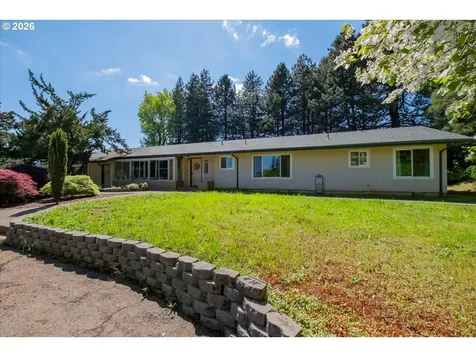 27800 Liberty Road Sweet Home OR 97386