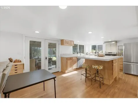 27800 Liberty Road Sweet Home OR 97386