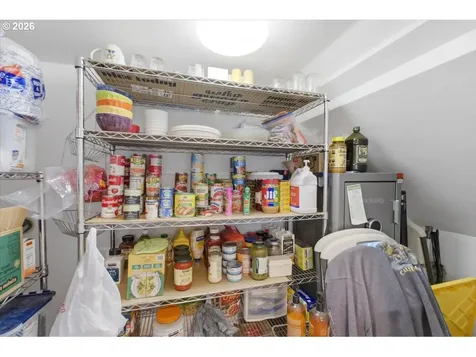 27800 Liberty Road Sweet Home OR 97386