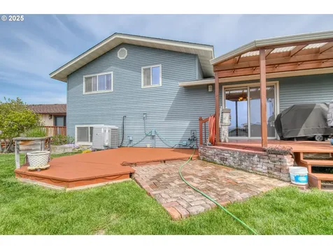 925 SE 1st Street Pendleton OR 97801