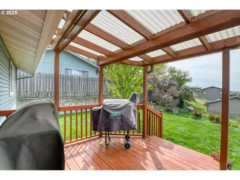 925 SE 1st Street Pendleton OR 97801