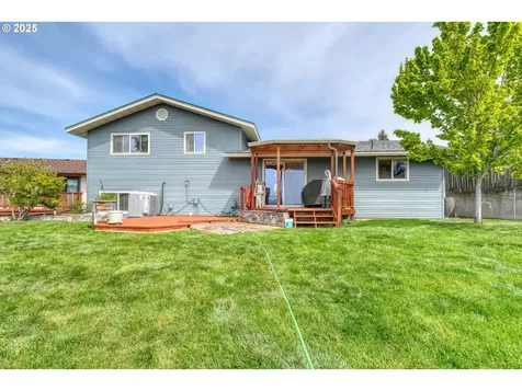 925 SE 1st Street Pendleton OR 97801