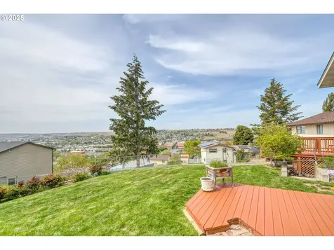 925 SE 1st Street Pendleton OR 97801