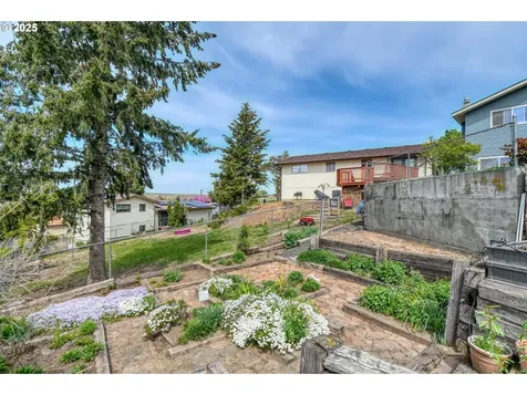 925 SE 1st Street Pendleton OR 97801